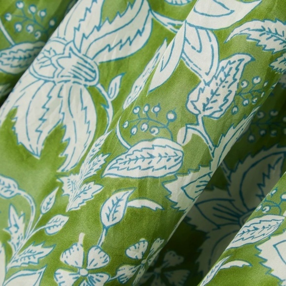 HANNAH ARTWEAR Silk Skirt & Matching Silk Blouse Set Size Top M/US6 Skir… - Picture 9 of 16